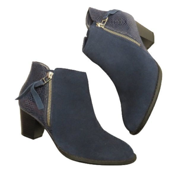 Vionic 322 Anne Blue Suede Ankle‎ Boots - Picture 5 of 8